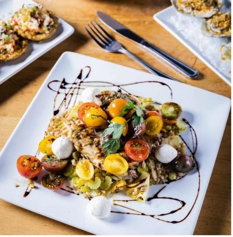 Pasta with heirloom tomatoes and fresh mozzarella